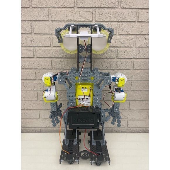 Meccano Tech Interactive Robot G15 Personal Robot Model  #15401 - Picture 2 of 11